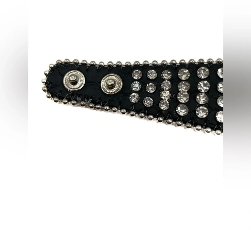 Rhinestone Encrusted Cuff Bracelet - Picture 8 of 10